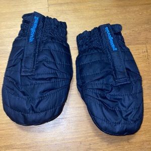 NWOT Patagonia Baby Puff Mittens